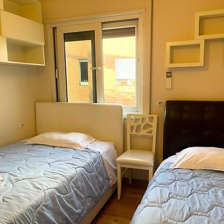Quiet Apartment Near Tirana Lake Exterior photo